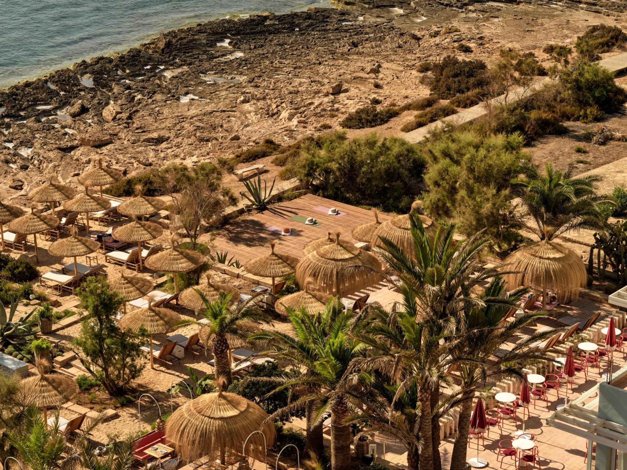 Bikini Island & Mountain Hotel Es Trenc -Adults Only- Colonia de Sant Jordi Exterior foto