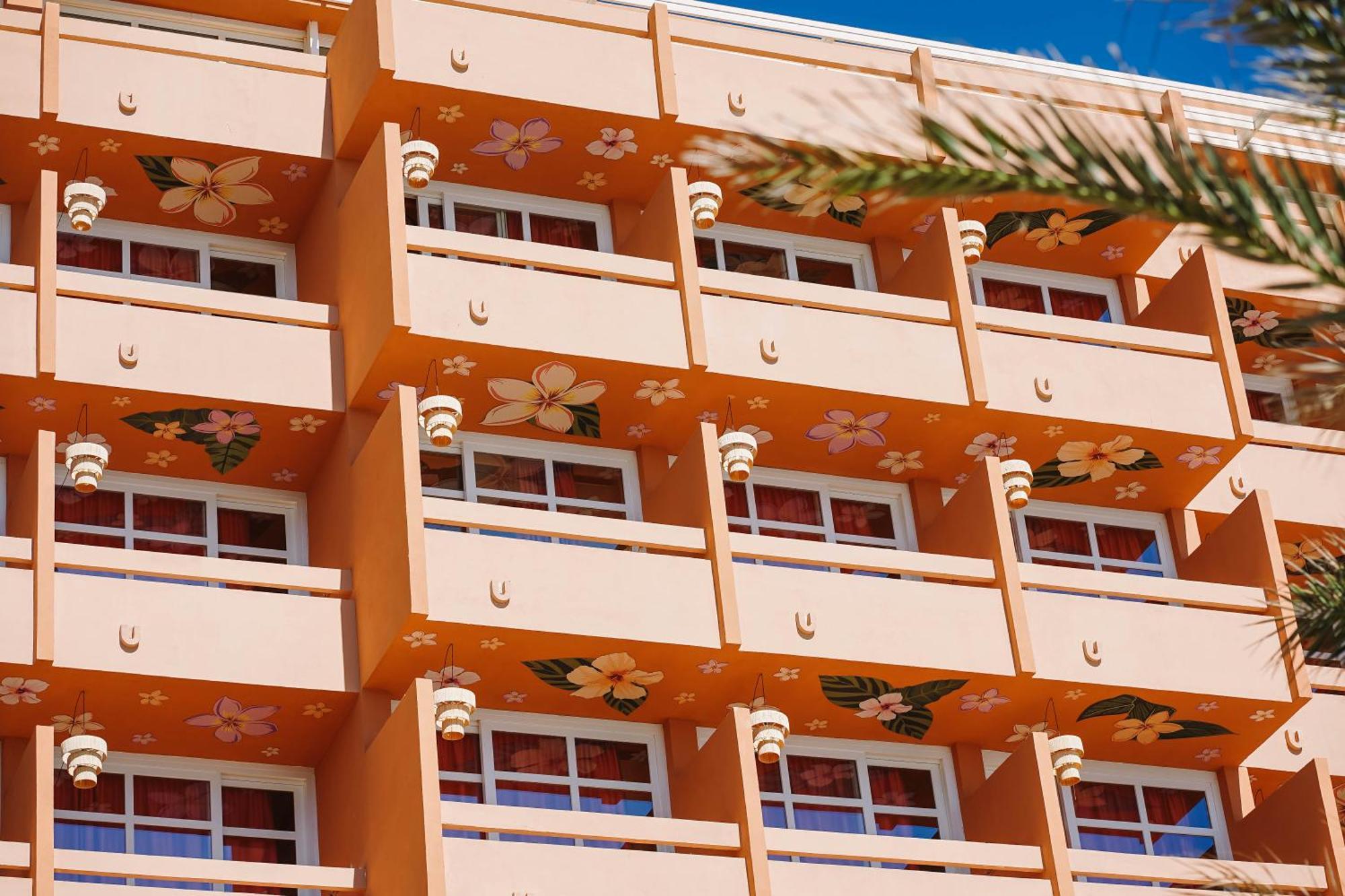 Bikini Island & Mountain Hotel Es Trenc -Adults Only- Colonia de Sant Jordi Exterior foto